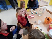 Bramboriáda - tvoření s rodiči a ochutnávka školkovských pomazánek